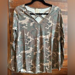 Camo V-Neck Long Sleeve Top